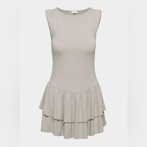 Wilfred Aritzia GoodLux Bloomsbury Dress